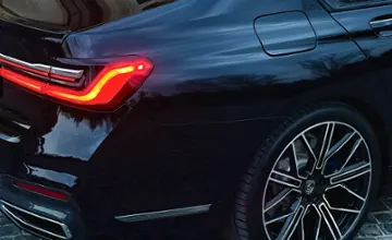 BMW 7 серии 2021 года за 48 000 000 тг. в Алматы