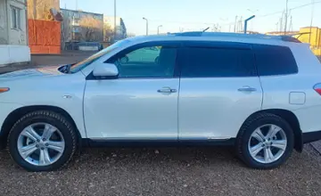 Toyota Highlander 2013 года за 13 500 000 тг. в Карагандинская область фото 4