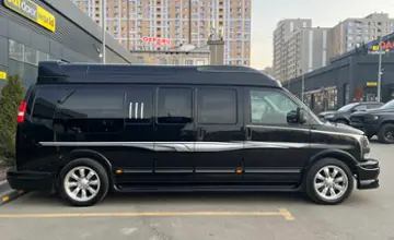 GMC Savana 2013 года за 32 000 000 тг. в Алматы фото 4
