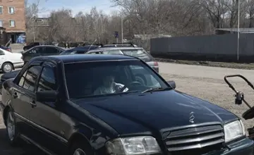 Mercedes-Benz C-Класс 1994 года за 1 290 000 тг. в Восточно-Казахстанская область фото 2