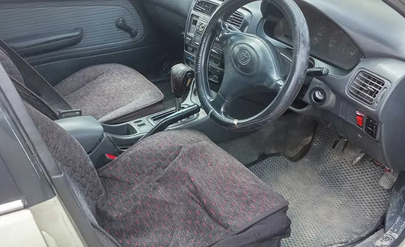 Toyota Carina 1994 года за 650 000 тг. в Алматы