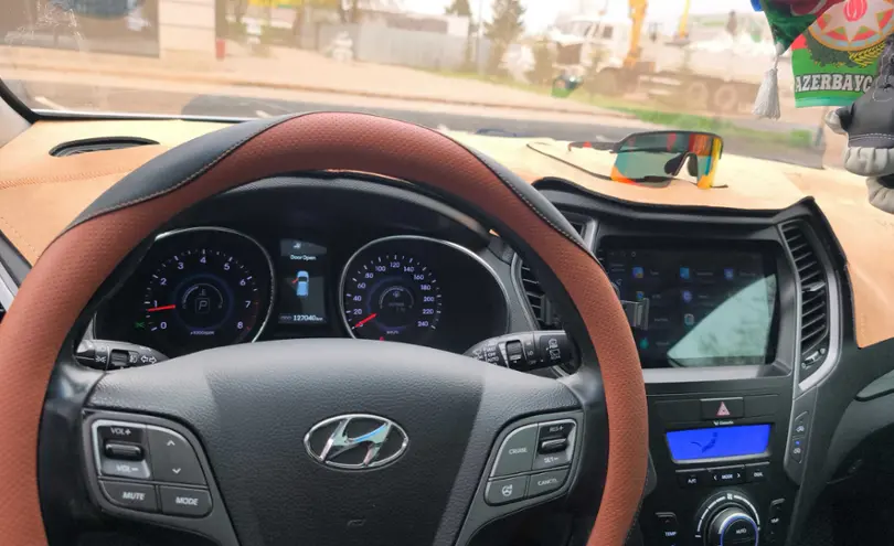 Hyundai Santa Fe 2014 года за 7 500 000 тг. в Уральск фото 2