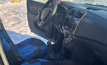 Renault Sandero 2015 года за 3 300 000 тг. в Акмолинская область фото 4