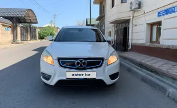 BAIC EU260 2017 года за 3 000 000 тг. в Шымкент фото 3