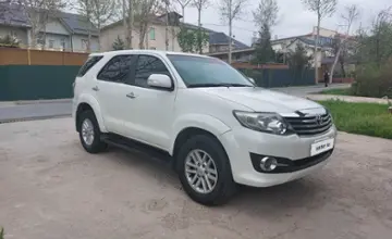 Toyota Fortuner 2012 года за 11 500 000 тг. в Шымкент фото 2