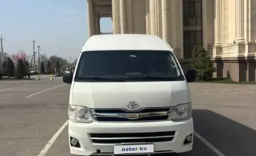 Toyota HiAce 2013 года за 11 000 000 тг. в Алматы фото 2