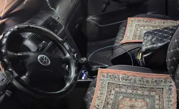 Volkswagen Golf 1998 года за 1 500 000 тг. в Алматы