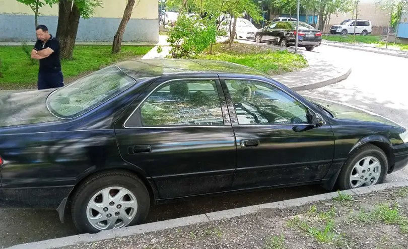 Toyota Camry 2001 года за 3 600 000 тг. в Алматы фото 2