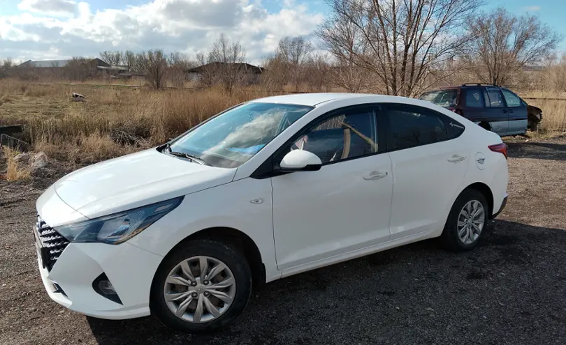 Hyundai Accent 2021 года за 6 150 000 тг. в Астана