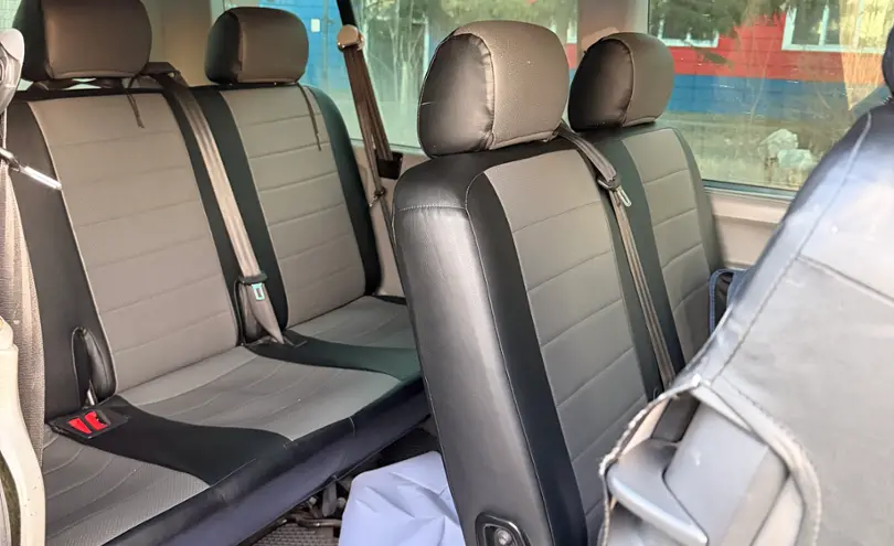 Volkswagen Caravelle 2011 года за 10 500 000 тг. в Восточно-Казахстанская область фото 4