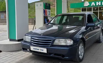 Mercedes-Benz C-Класс 1995 года за 1 050 000 тг. в Усть-Каменогорск фото 2