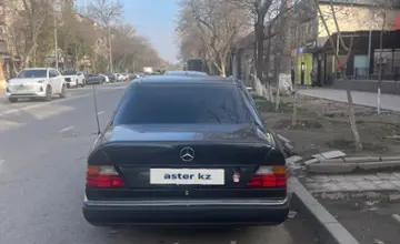 Mercedes-Benz E-Класс 1993 года за 1 750 000 тг. в Шымкент фото 4