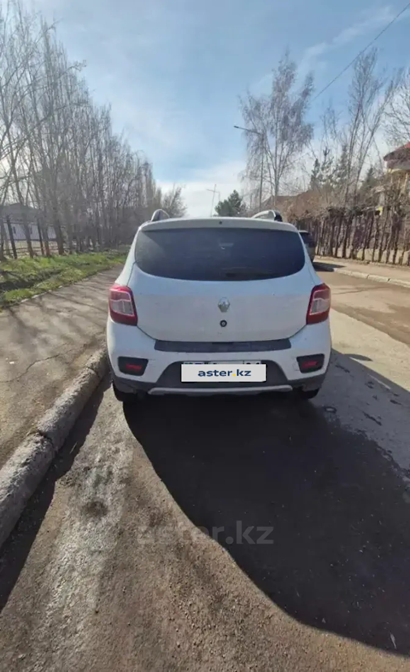 Renault Sandero 2018 года за 5 200 000 тг. в Астана фото 2