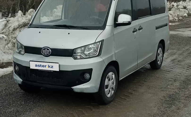 FAW V80 2014 года за 2 300 000 тг. в Алматы