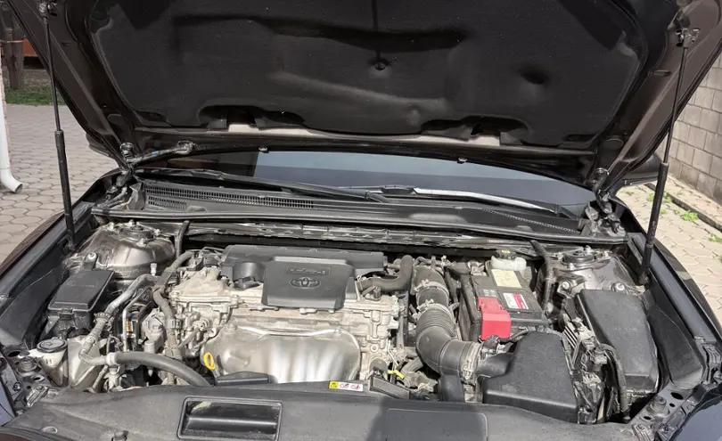 Toyota Camry 2021 года за 12 500 000 тг. в Алматы