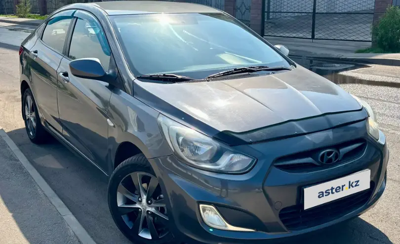 Hyundai Solaris 2012 года за 4 300 000 тг. в Алматы фото 2