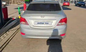Hyundai Accent 2013 года за 5 500 000 тг. в Экибастуз фото 4