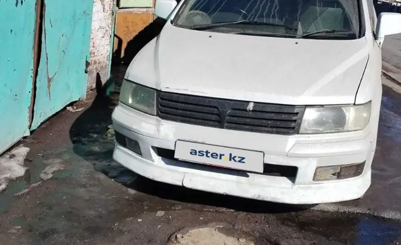 Mitsubishi Chariot 1998 года за 1 600 000 тг. в Астана фото 1