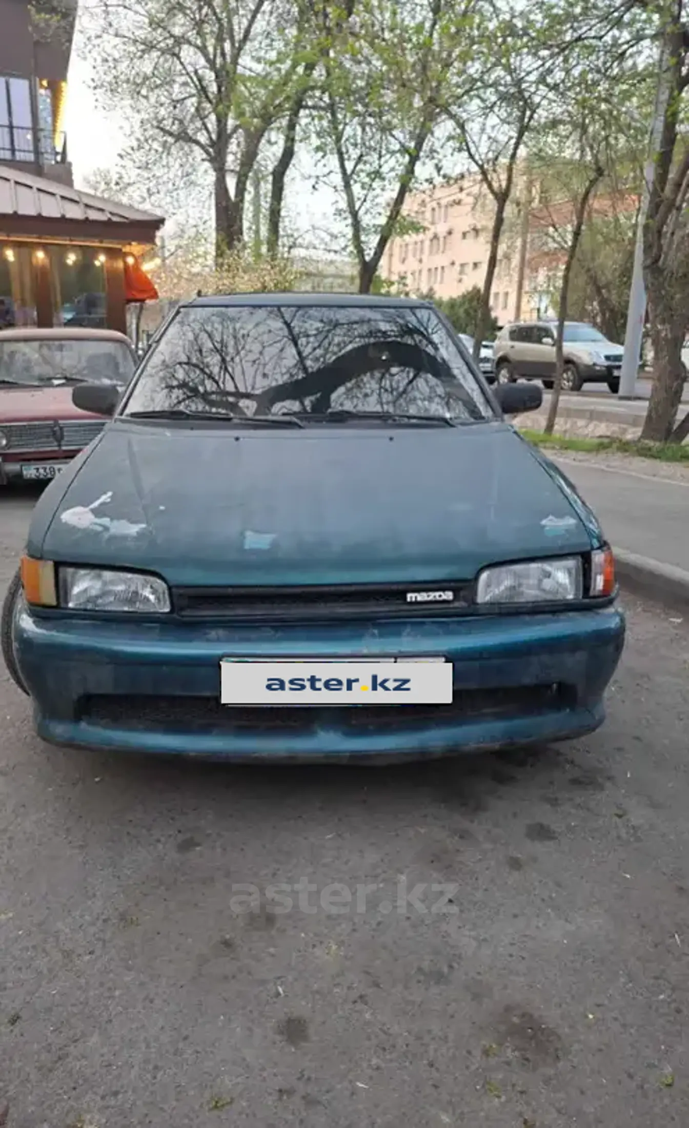 Mazda 323 1993 года за 590 000 тг. в Алматы фото 1