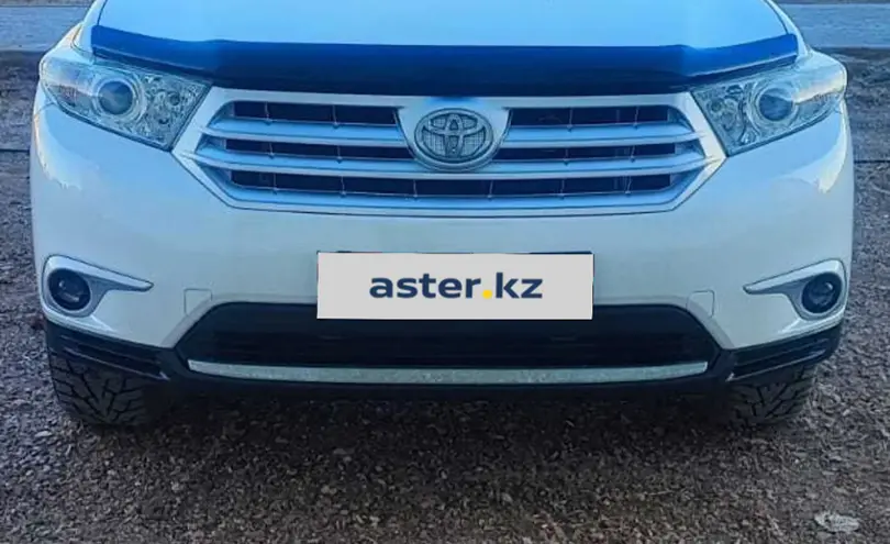 Toyota Highlander 2013 года за 13 500 000 тг. в Карагандинская область