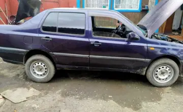 Volkswagen Vento 1995 года за 1 250 000 тг. в Усть-Каменогорск фото 4