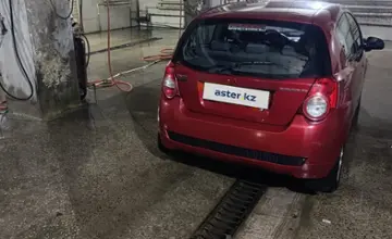 Chevrolet Aveo 2009 года за 1 600 000 тг. в Актобе фото 3