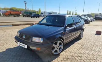 Volkswagen Vento 1994 года за 1 350 000 тг. в Уральск фото 1