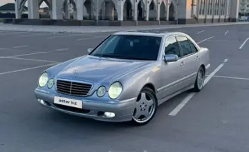 Mercedes-Benz E-Класс 2001 года за 2 600 000 тг. в Карагандинская область фото 1
