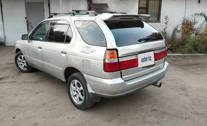 Nissan R'nessa 1998 года за 1 850 000 тг. в Алматы