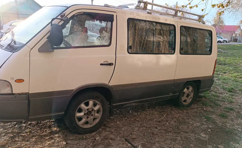 SsangYong Istana 2002 года за 2 000 000 тг. в Павлодарская область