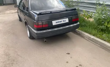 Volkswagen Passat 1993 года за 1 150 000 тг. в Астана фото 4