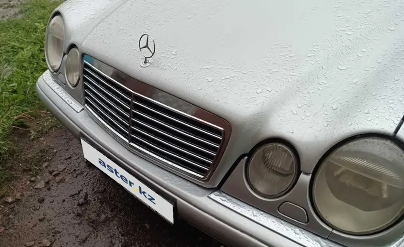 Mercedes-Benz E-Класс 1998 года за 3 400 000 тг. в Карагандинская область