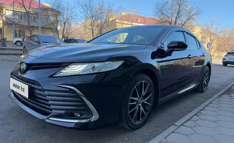 Toyota Camry 2021 года за 16 500 000 тг. в Караганда