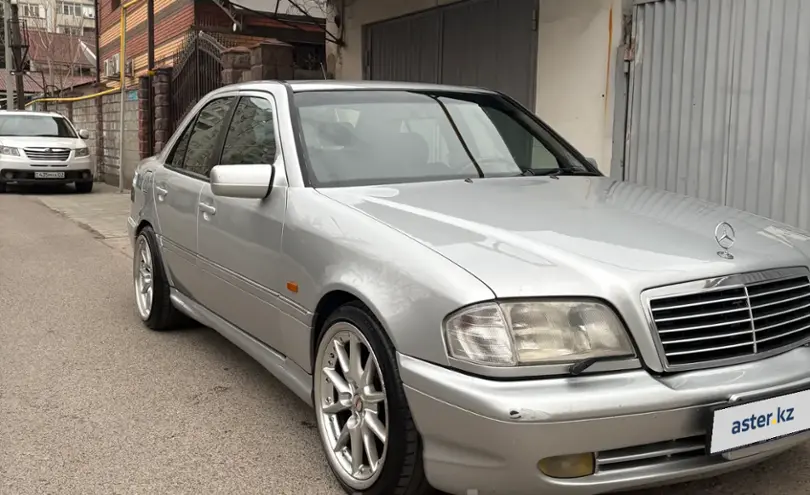 Mercedes-Benz C-Класс 1995 года за 3 300 000 тг. в Алматы фото 4
