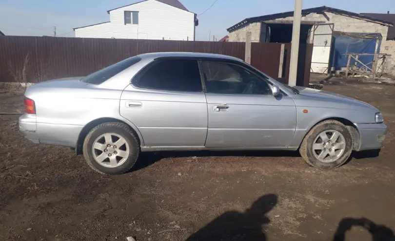 Toyota Vista 1997 года за 1 600 000 тг. в Восточно-Казахстанская область фото 2
