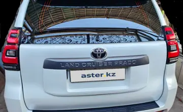 Toyota Land Cruiser Prado 2021 года за 25 500 000 тг. в Шымкент