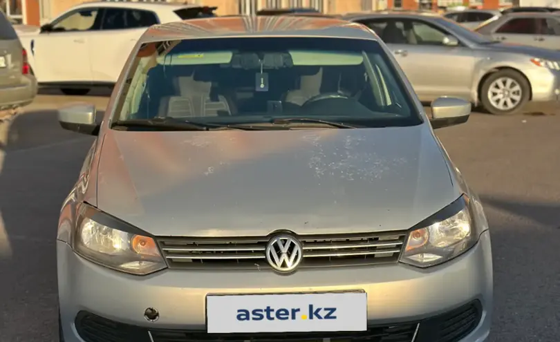 Volkswagen Polo 2012 года за 3 200 000 тг. в Астана фото 2