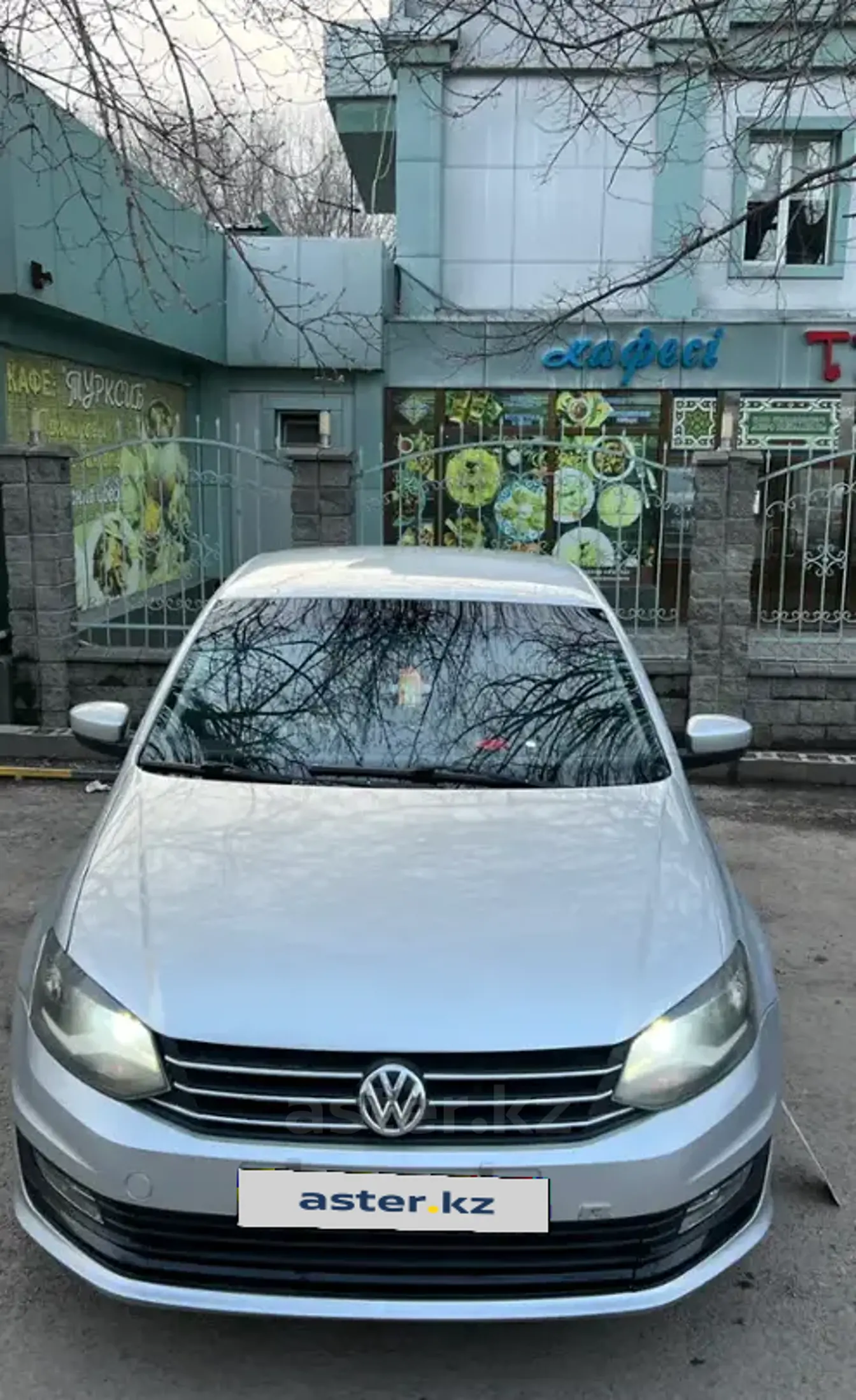 Volkswagen Polo 2016 года за 5 000 000 тг. в Алматы фото 2