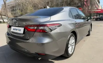 Toyota Camry 2023 года за 16 000 000 тг. в Алматы