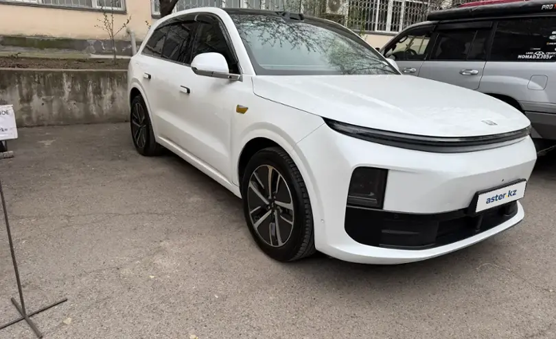 LiXiang L6 2024 года за 16 800 000 тг. в Алматы фото 2