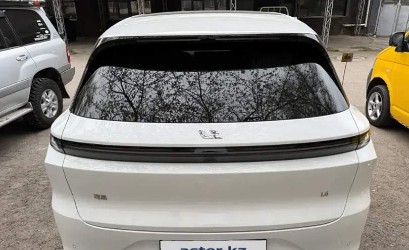 LiXiang L6 2024 года за 16 800 000 тг. в Алматы фото 4