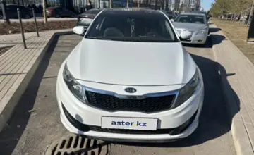 Kia K5 2011 года за 9 000 000 тг. в Астана фото 2