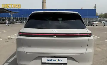 LiXiang L6 2024 года за 19 000 000 тг. в Алматы