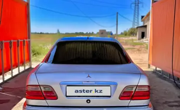 Mercedes-Benz E-Класс 1996 года за 2 700 000 тг. в Алматы фото 2