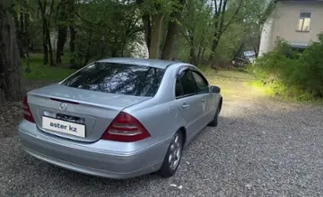 Mercedes-Benz C-Класс 2000 года за 3 000 000 тг. в Алматы фото 3