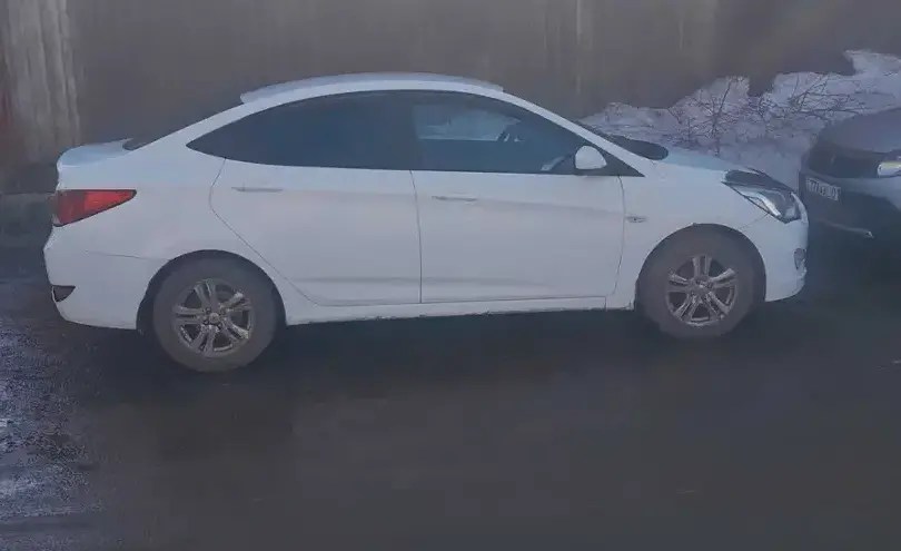 Hyundai Accent 2014 года за 4 000 000 тг. в Астана фото 2