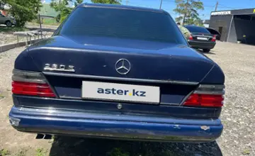 Mercedes-Benz E-Класс 1993 года за 1 400 000 тг. в Талдыкорган