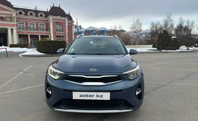 Kia Stonic 2018 года за 8 000 000 тг. в Алматы