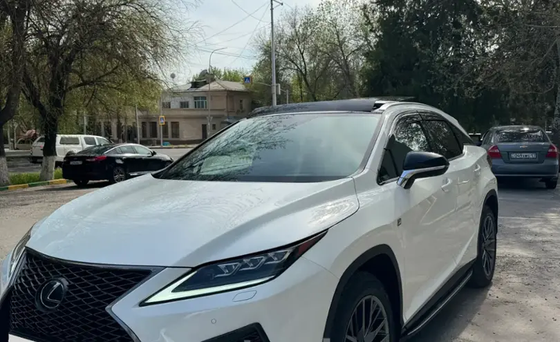 Lexus RX 2021 года за 45 000 000 тг. в Шымкент