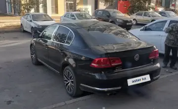 Volkswagen Passat 2011 года за 3 800 000 тг. в Алматы фото 4